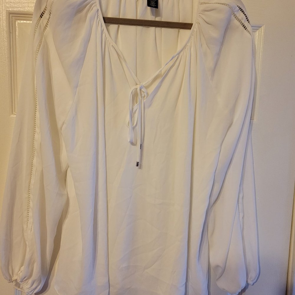 White House Back Market Peasant Blouse